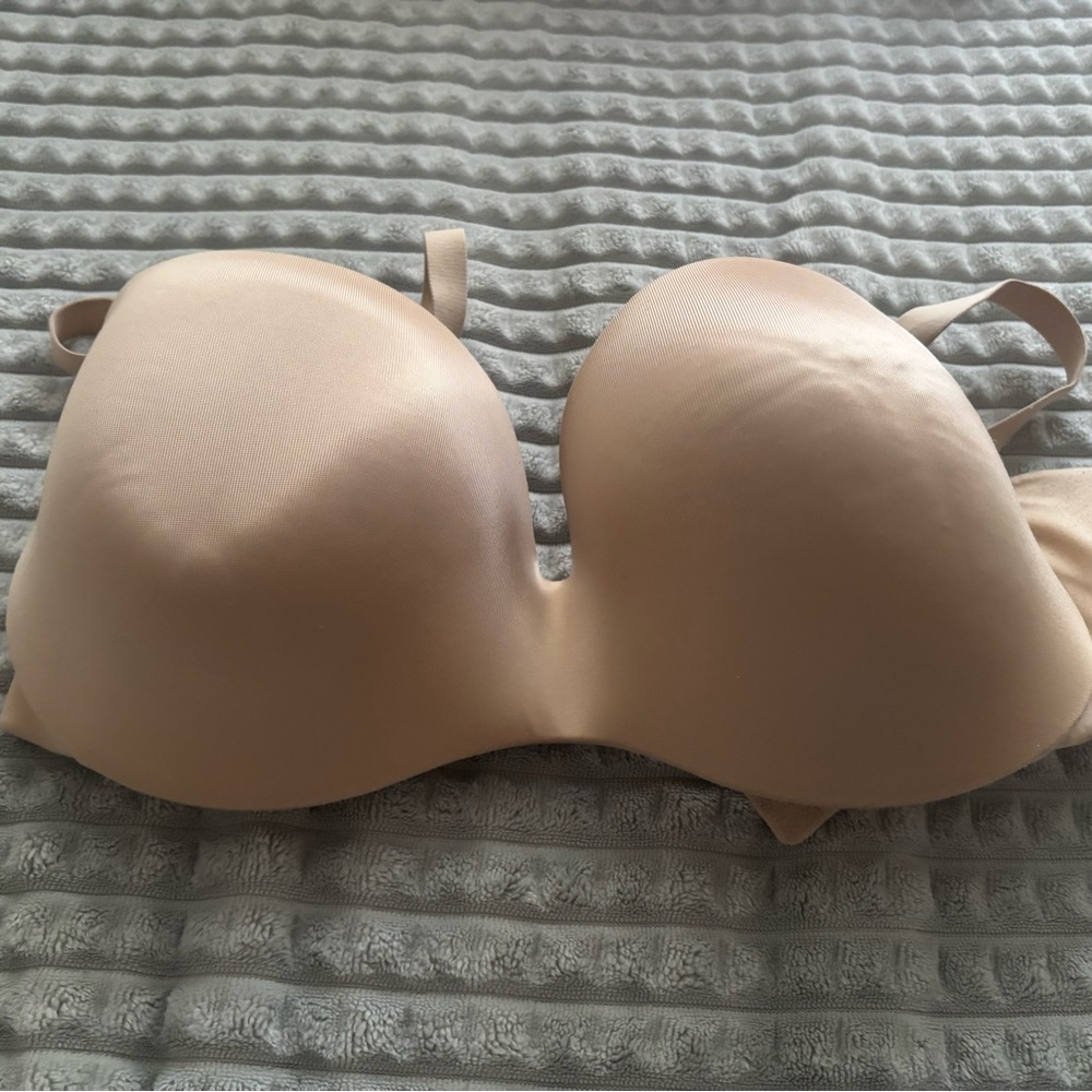 Seamless Nude Bra